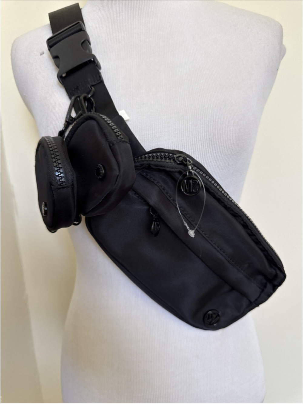 Steve Madden Crossbody Bag Fanny Pack Sling Belt AirPod Case Coin Case NWOT
